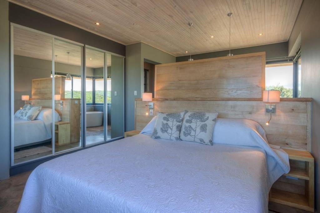 Umthi Lodge, Wildlife, Pool, Power Inverter